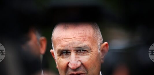 Румен Радев