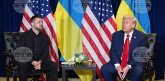 Президентът на САЩ Доналд Тръмп и украинският лидер Володимир Зеленски разговарят днес в централата на ООН в Ню Йорк