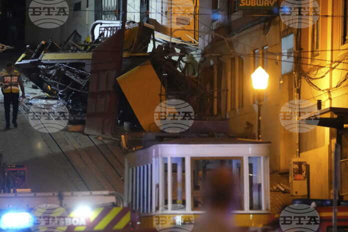 катастрофата на фуникуляр в Лисабон