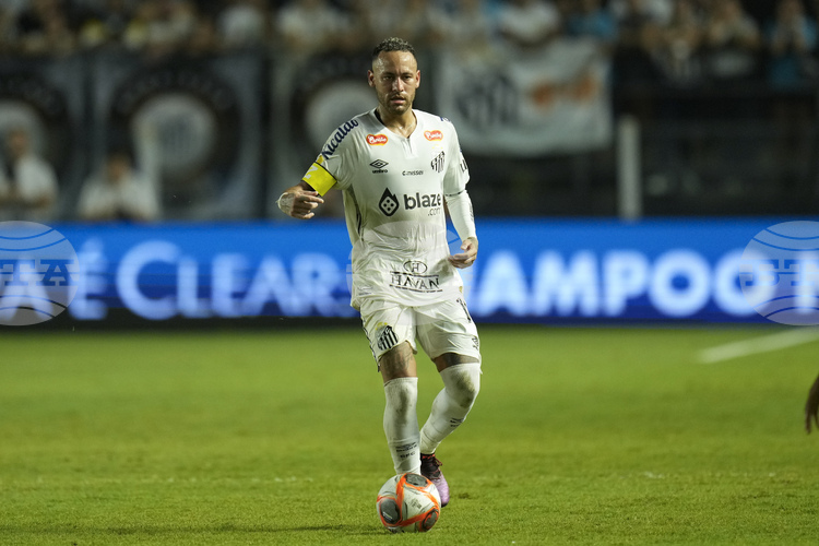 СподелиНаставникът на бразилския национален отбор Карло Анчелоти коментира бъдещето на