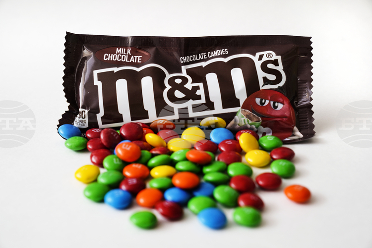 СподелиАнтимонополните органи на ЕС възобновиха разследването си относно офертата на