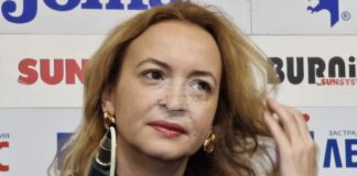 Антоанета Стефанова направи реми в третия кръг на Големия швейцарски турнир на ФИДЕ