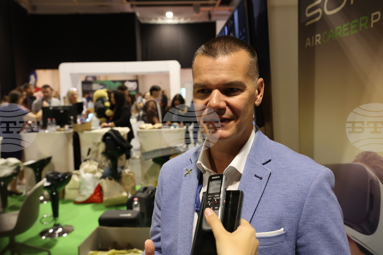 СподелиАвиацията напредва с бързи темпове като експертите предвиждат че в