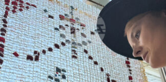 АЗЕРТАДЖ: Азербайджан за първи път участва на Международното биенале на стъклото – произведението „Дервиш“ беше представено в София