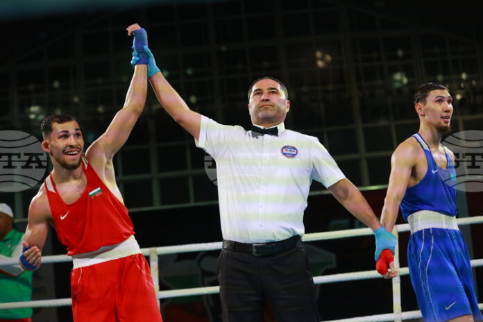 Българите Радослав Росенов и Рами Киуан се класираха на четвъртфиналите в категориите си от Световното първенство по бокс в Ливърпул