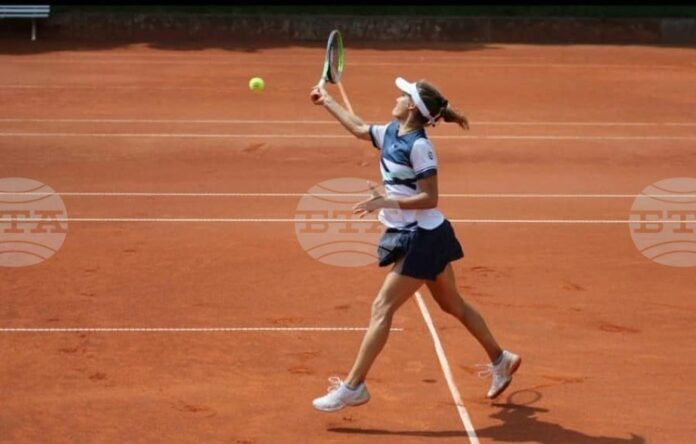 Диа Евтимова загуби на финала на двойки на турнир по тенис в Турция