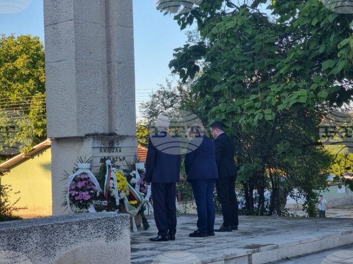 Днес община Братя Даскалови празнува своя празник, сред гостите беше председателят на парламента Наталия Киселова
