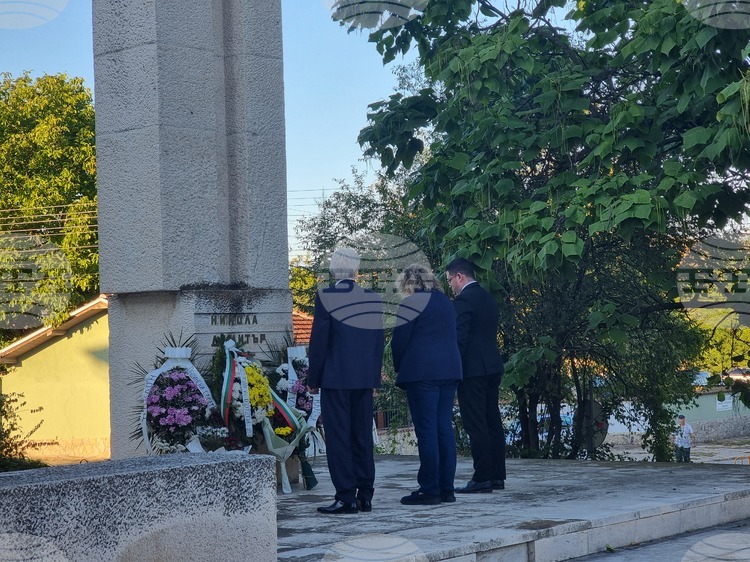 СподелиДнес община Братя Даскалови празнува своя празник Специален гост на