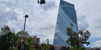 ЕЦБ ще оповести решението си за паричната политика на фона на стабилни икономически показатели и сложна среда