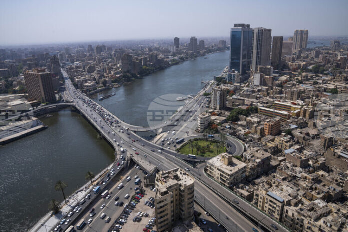 Египет и Судан засилват сътрудничеството си, докато Етиопия се готви за откриването на огромния язовир “Възраждане” на Сини Нил