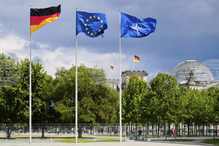 Германия приветства коментарите на Тръмп за Израел и осъди изявление Германия приветства коментарите на Тръмп за Израел и осъди изявление на руския външен министър