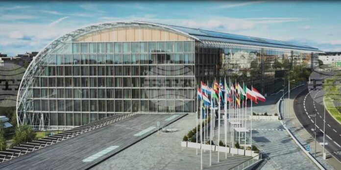 Групата на ЕИБ преминава към втория етап на своята новаторска Пътна карта на климатичната банка с ориентация в областта на енергетиката