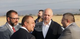 Имаме нужди от предвидимост и изпълняемост на всички инфраструктурни проекти, заяви Росен Желязков при откриването на последния участък от АМ "Европа"