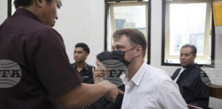 Индонезийски съд осъди украинец на доживотен затвор за производство на наркотици в Бали