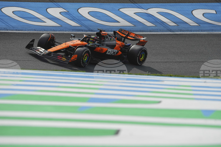 СподелиИнвестиционните фондове Mumtalakat и CYVN Holdings са придобили 100 от