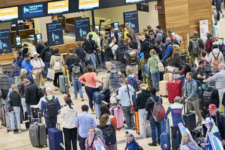 СподелиСлед като няколко летища в Европа международното летище в