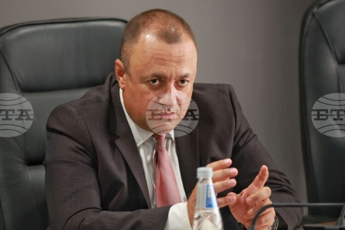 Министърът на регионалното развитие спря смяната на директора на ВиК-Русе, съобщиха от ведомството