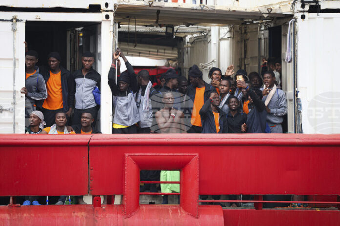 Норвегия заяви, че смята, че либийската брегова охрана е открила огън срещу мигрантски плавателен съд