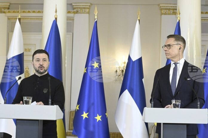 ОБНОВЕНА
                                                                                                Зеленски и Стуб почетоха паметта на загинали защитници на Украйна