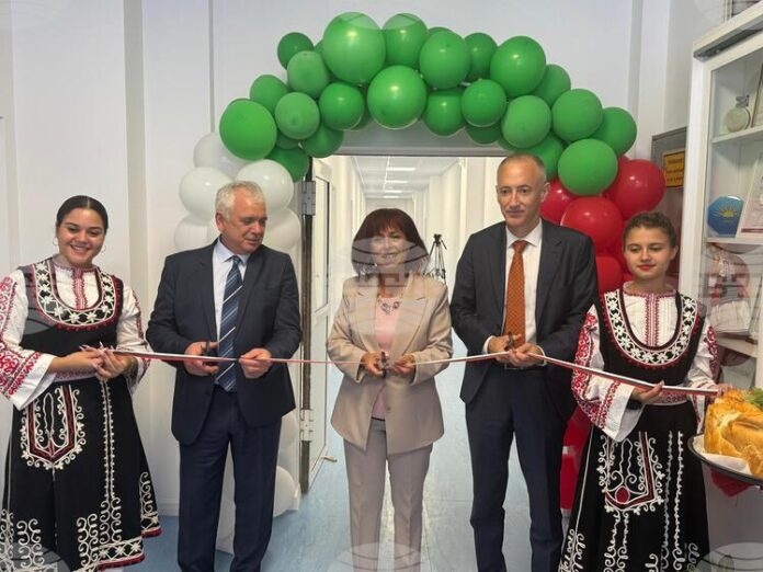 Общо 120 училищни STEM центъра се изграждат в Благоевградска област, Общо 120 училищни STEM центъра се изграждат в Благоевградска област, каза министър Красимир Вълчев