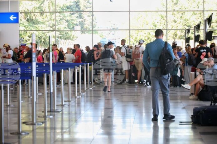 ОБЗОР
                                                                                                Днес отбелязваме Световния ден на туризма