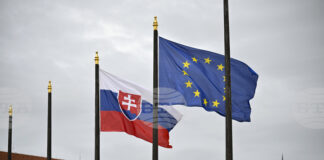 ОБЗОР
                                                                                                Словакия отбелязва тази седмица 33 години от приемането на Конституцията си