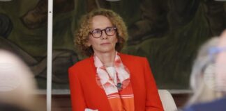 Обзор
                                                                                                Заместник генералният секретар на НАТО Радмила Шекеринска направи двудневната визита в България