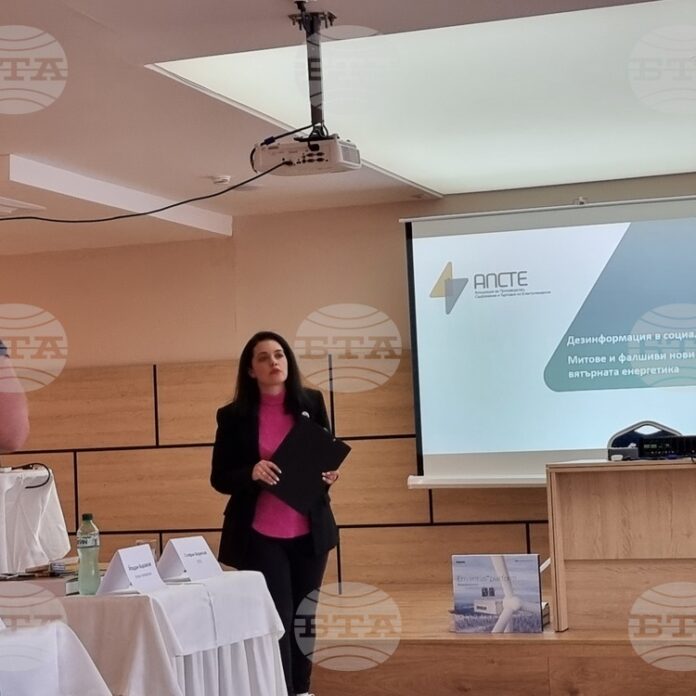 От соларни и вятърни генератори са заети 0,1 процента от От соларни и вятърни генератори са заети 0,1 процента от земеделските земи, каза Севда Йончева от АПСТЕ