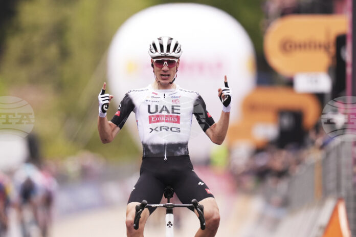 Отборът на ОАЕ обяви раздяла с Хуан Аюсо, испанският колоездач остана изненадан