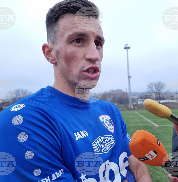 СподелиОпитният халф Румен Руменов е новият играч на лидера във