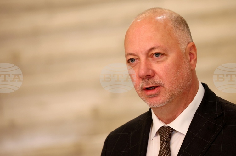 СподелиМинистър председателят Росен Желязков планира официално посещение в Република Черна гора