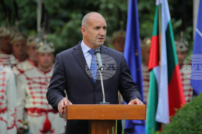 Президентът Румен Радев ще присъства на празника на Чирпан