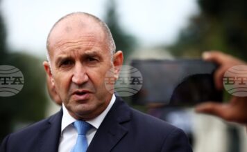 Ще сменим ли полицейския ботуш с военен? Президентът Румен Радев