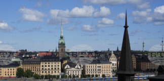 "Електролукс Профешънъл" обяви планове за свиване на разходите си, което би засегнало стотици работни места, включително и във Франция