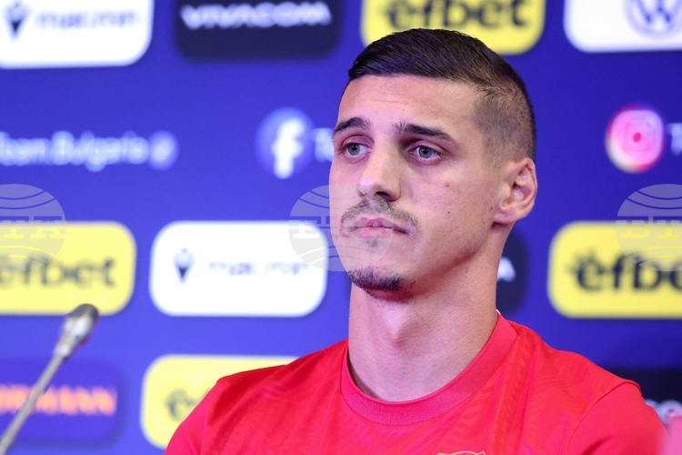 СподелиКапитанът на българския национален отбор Кирил Десподов ще отсъства от