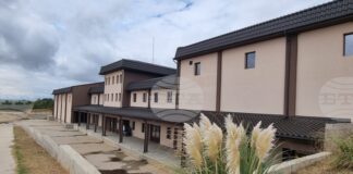 С над 3000 декара собствени лозя и 500 000 бутилки вино годишно, харманлийската винарна "Тера Тангра" е един от големите производители у нас