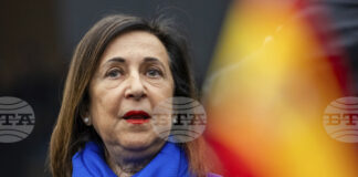 Самолетът на испанския министър на отбраната претърпя GPS смущения над руския Калининград