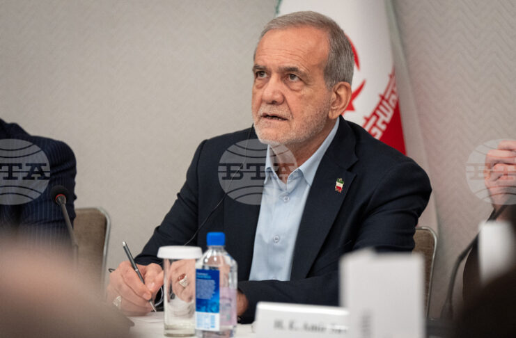 САЩ поискаха Иран да им предаде целия си запас от обогатен уран, в замяна на отлагане на санкциите, заяви Пезешкиан