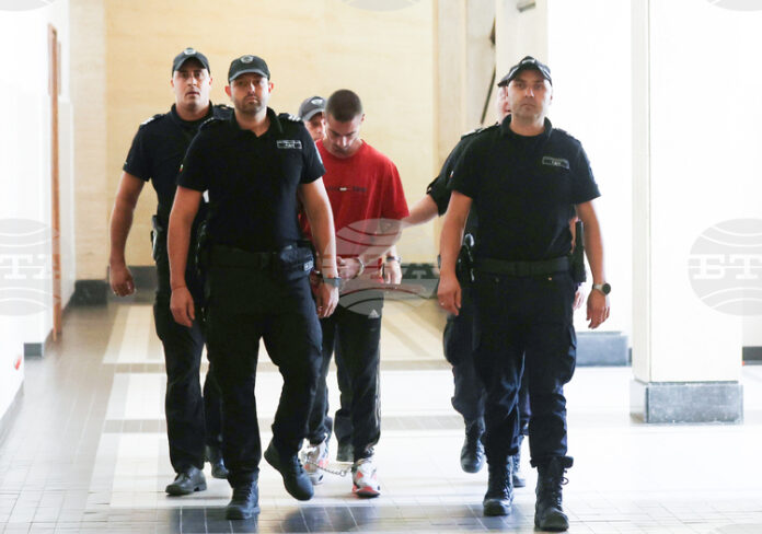 Софийският градски съд постанови „задържане под стража“ за мъжа, обвиняем Софийският градски съд постанови „задържане под стража“ за мъжа, обвиняем за повреда на железопътен състав, предназначен за масов превоз