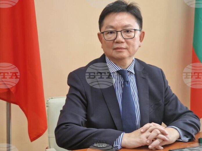 Търговско-икономическото сътрудничество между Китай и България има широки перспективи, каза Търговско-икономическото сътрудничество между Китай и България има широки перспективи, каза за БТА китайският зам.-министър на търговията Лин Цзи