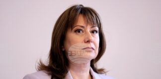 Темата за въвеждане на учебен предмет „Добродетели и религии“ изисква допълнителен обществен дебат, каза омбудсманът Велислава Делчева