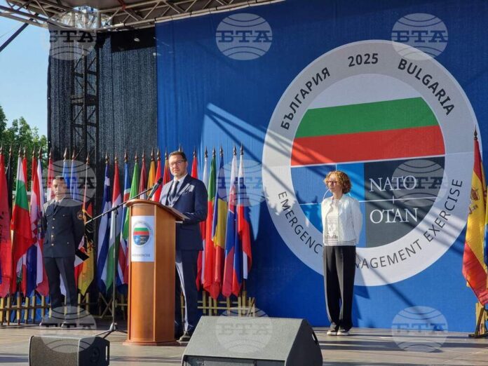 учението "България 2025" учението "България 2025"