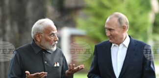 Владимир Путин поздрави в телефонен разговор Нарендра Моди по повод 75-ия му рожден ден