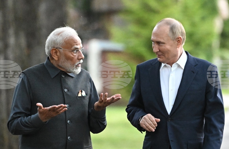 СподелиРуският президент Владимир Путин обяви че е провел телефонен разговор