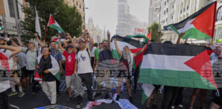 Властите в Испания заявиха, че повече от 100 000 души са участвали в пропалестински протест, заради който преждевременното бе прекратена колоездачната обиколка на страната