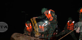 ВНА: Две бомби от периода на Виетнамската война бяха открити в Червената река в Ханой