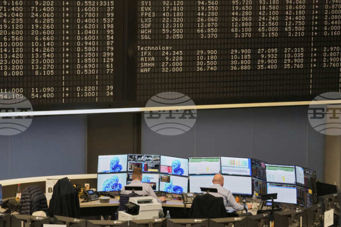 Водещите борсови индекси в Европа приключиха търговската седмица без значителни промени