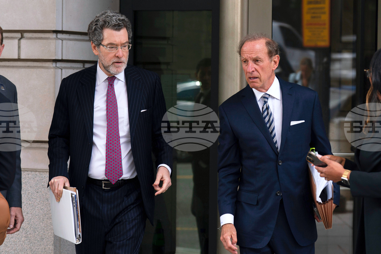 СподелиЛиса Кук член на Управителния съвет на Федералния резерв на