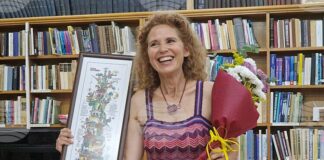 Журналистът Лияна Панделиева представи новата си книга „Англия както я обикнах“ във Велико Търново