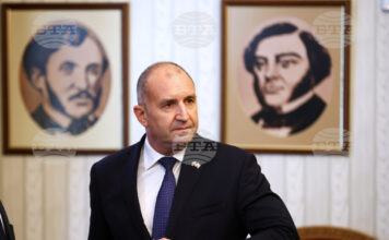 Румен Радев